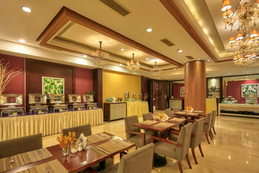 New Century Manju Hotel @SNIEC
