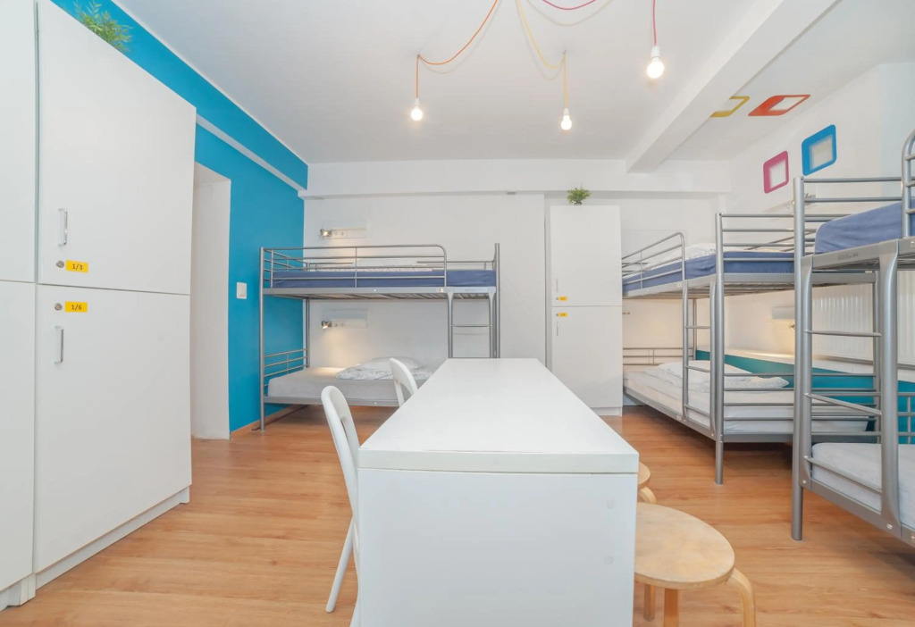Tatamka Hostel