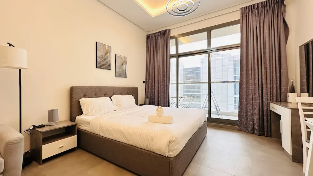 Luxury Studio Apartments Business Bay With Balcony and Free parking by Belvilla