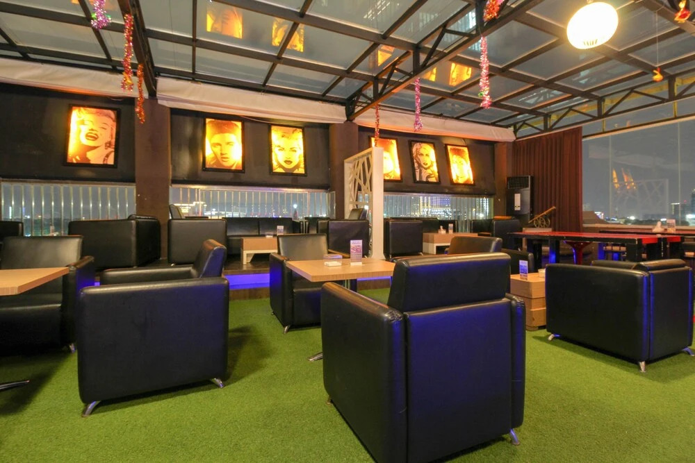 Airy Premier Tunjungan Walikota Mustajab 29 Surabaya