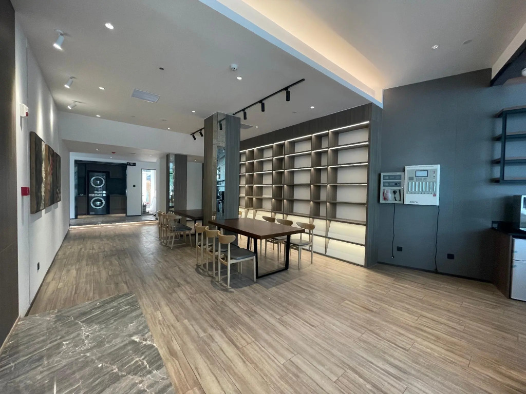 Hanting Hotel Wuhan Wansongyuan Wangjiadun East Metro Station