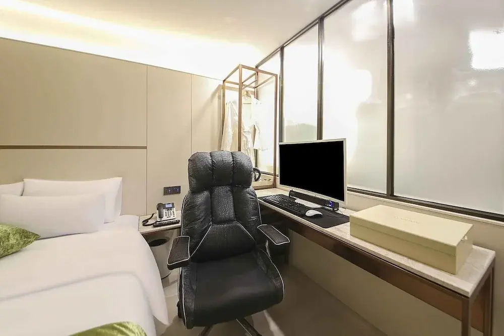 Hanabi Hotel