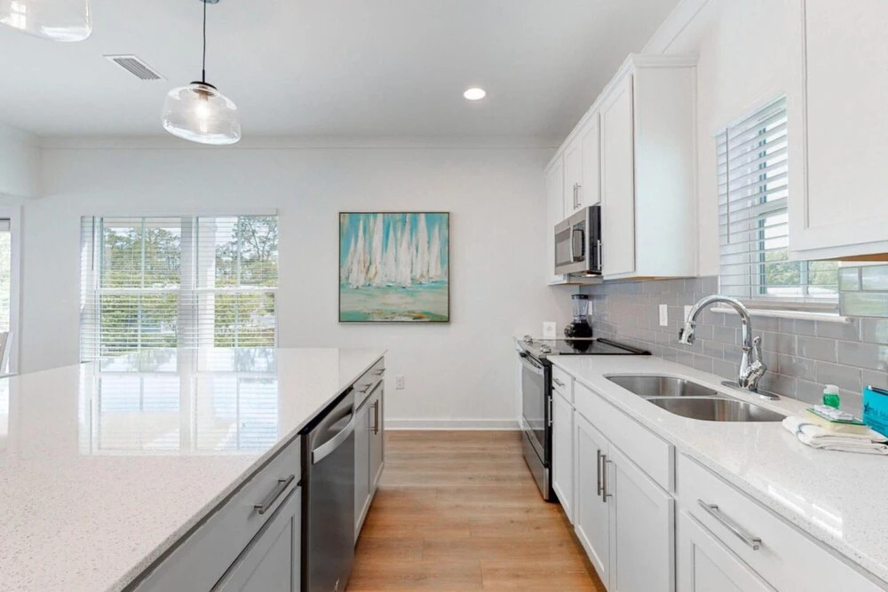 Bay Breeze by Gold Star Vacation Rentals