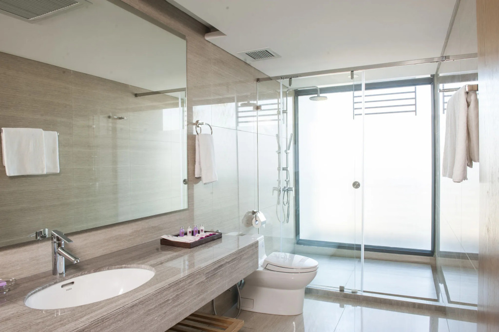 The IRIS SIGNATURE HOTEL AND SPA