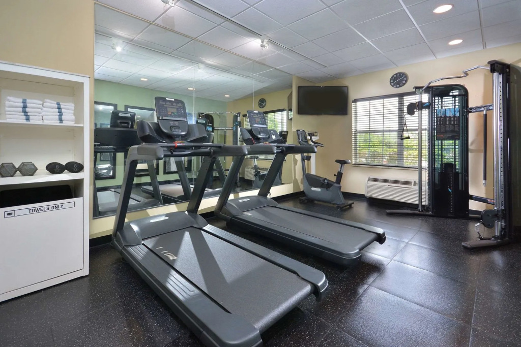 Country Inn & Suites by Radisson, Asheville West near Biltmore