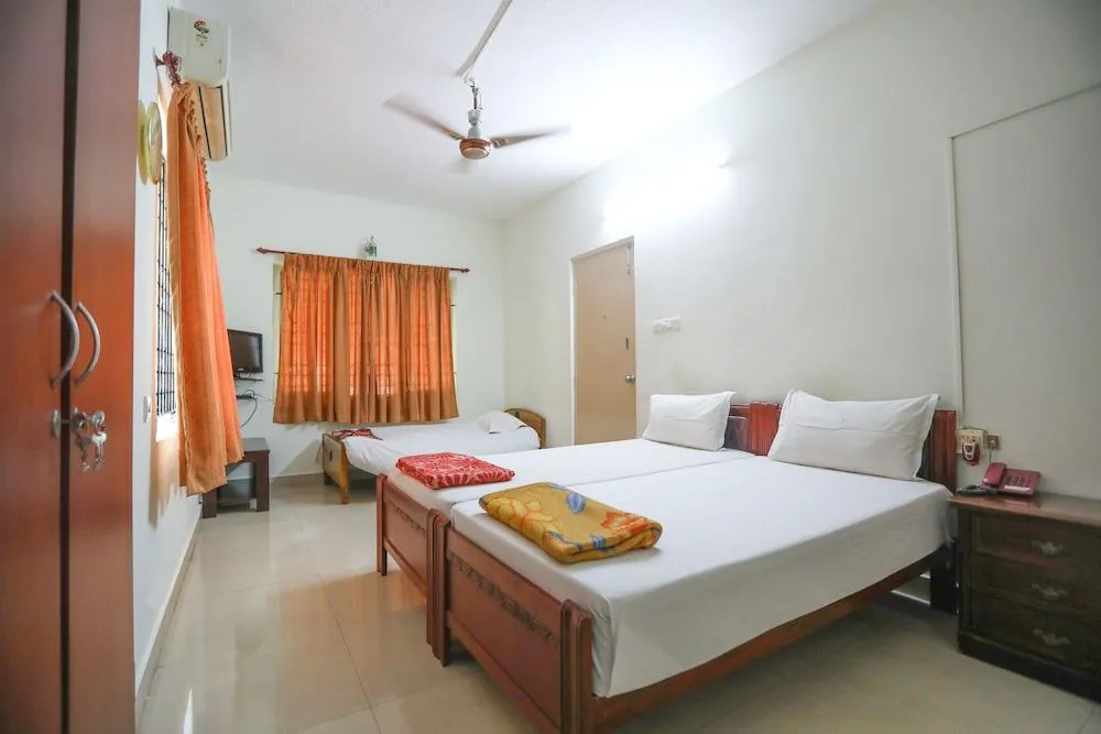 ULO Saicharan Comfort Inn