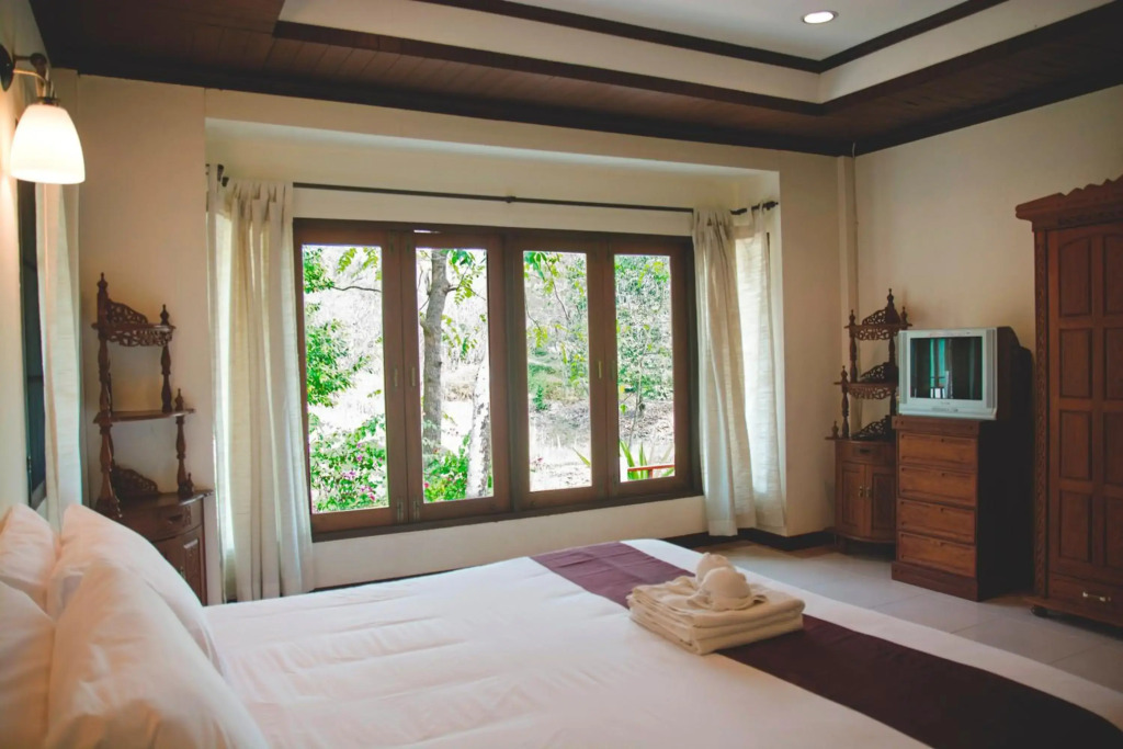 Tak Andaman Resort & Hotel