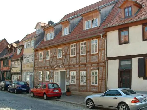 gina stay - Apartmenthaus im Zentrum von Quedlinburg