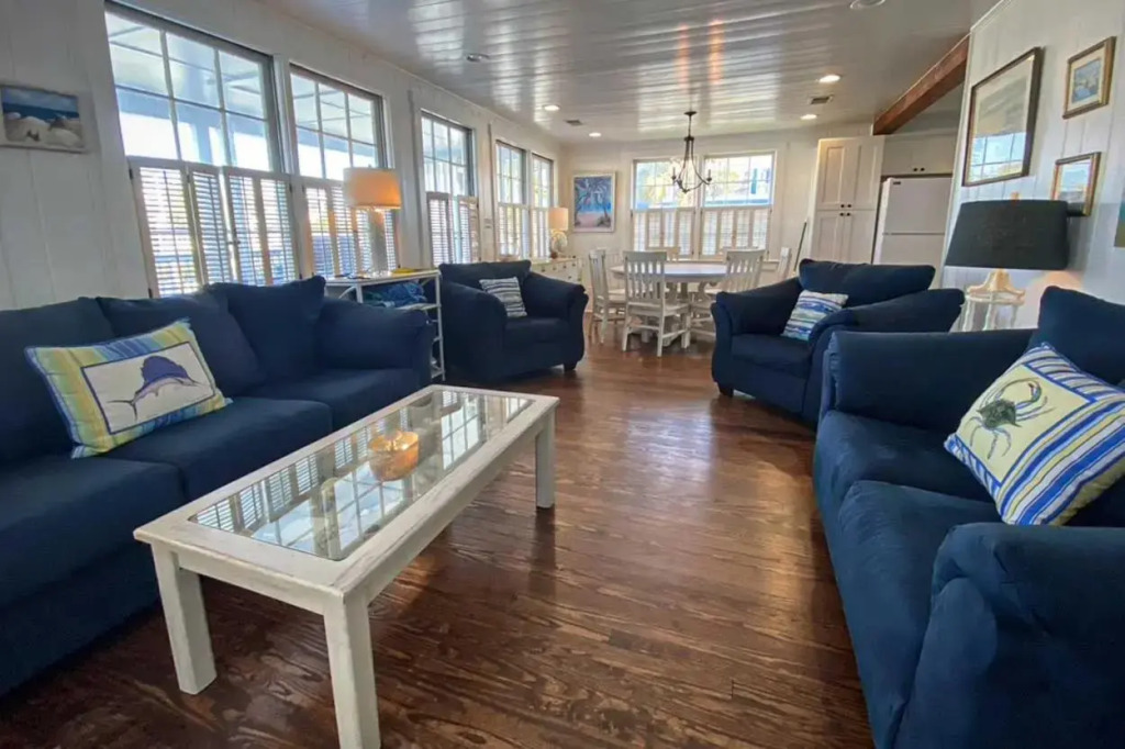 Carolina Breezy by Sea Scape Properties