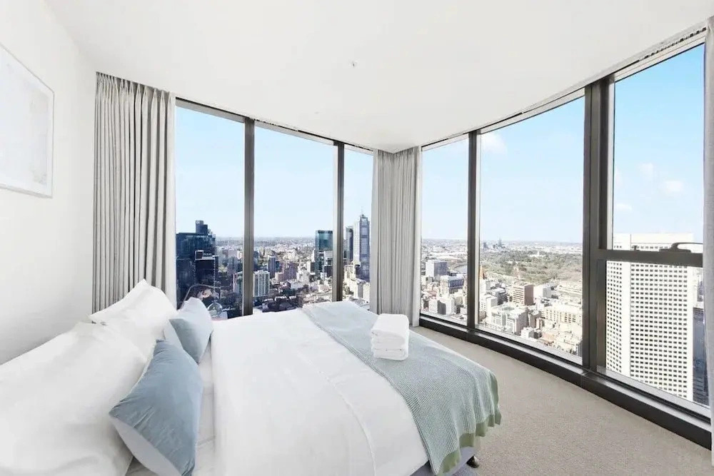 A 3BR Apt Next to Melbourne Central, Free Parking