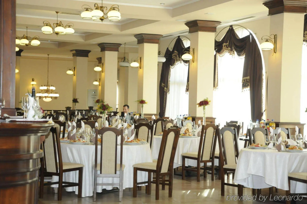 Royal Class Hotel
