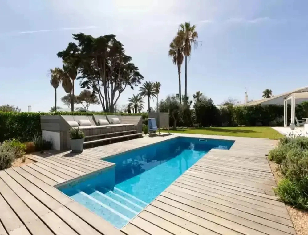 Villa in Menorca With Private Pool & Beach Access