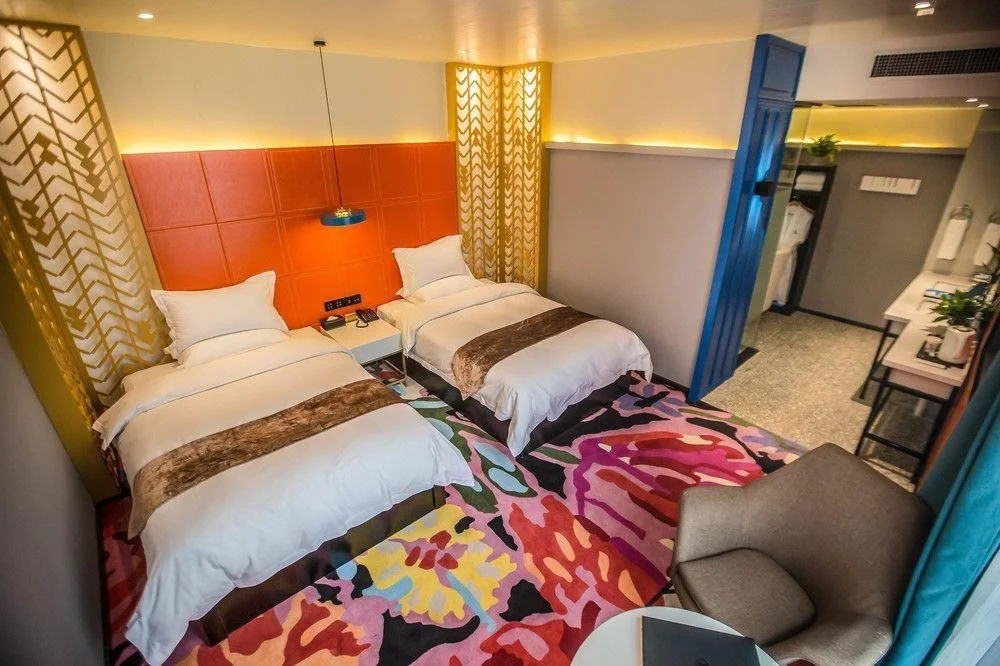 Blue Magpie Hotel Shifu Branch