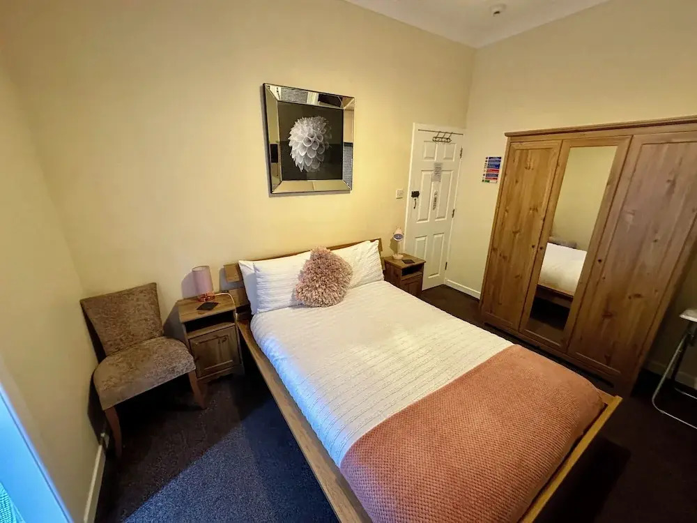 The Elbow Room