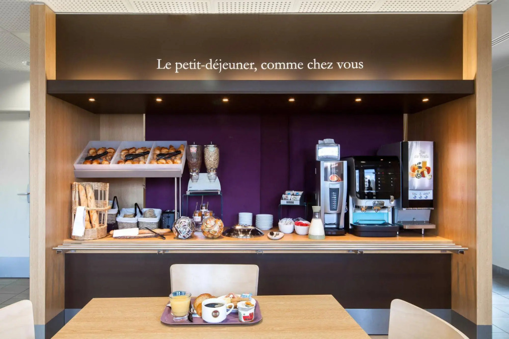 B&B HOTEL Lille Villeneuve dAscq Grand Stade 3 étoiles