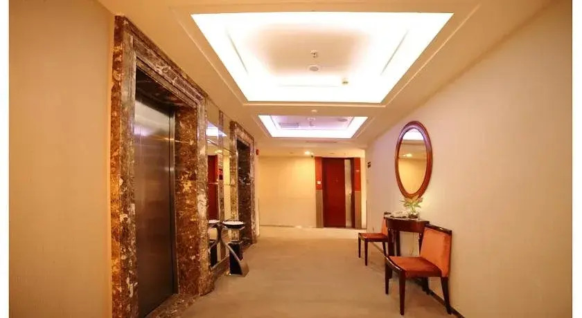 New Year Hotel