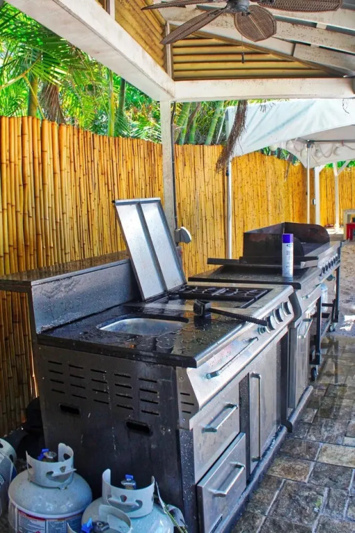 Coconut Grove Beach Resort Suite 3