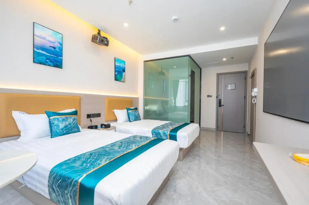 City Express Hotel