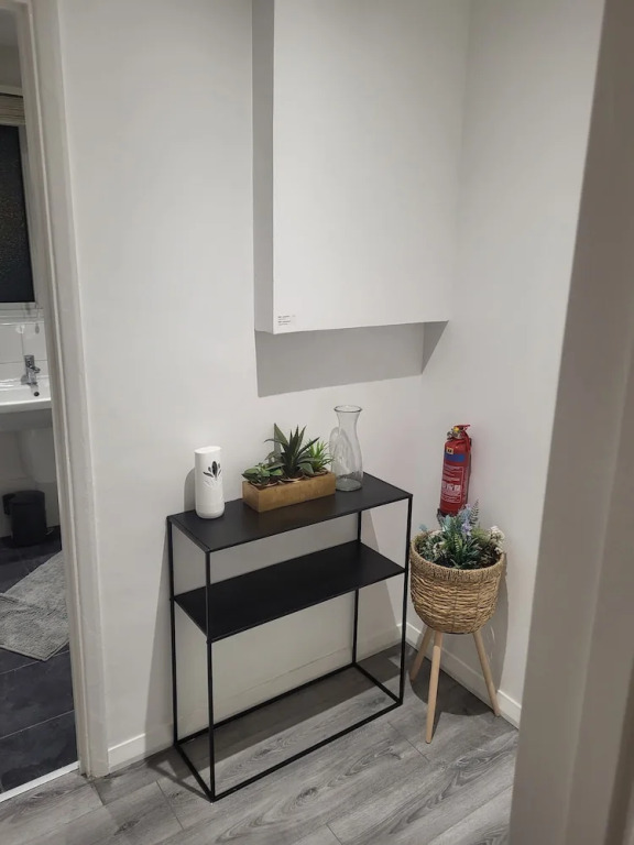 Charming 2-bed Apartment in Grays