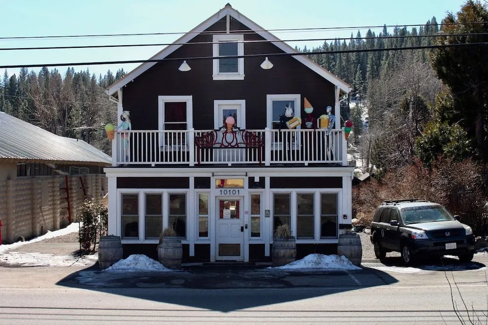 West River House