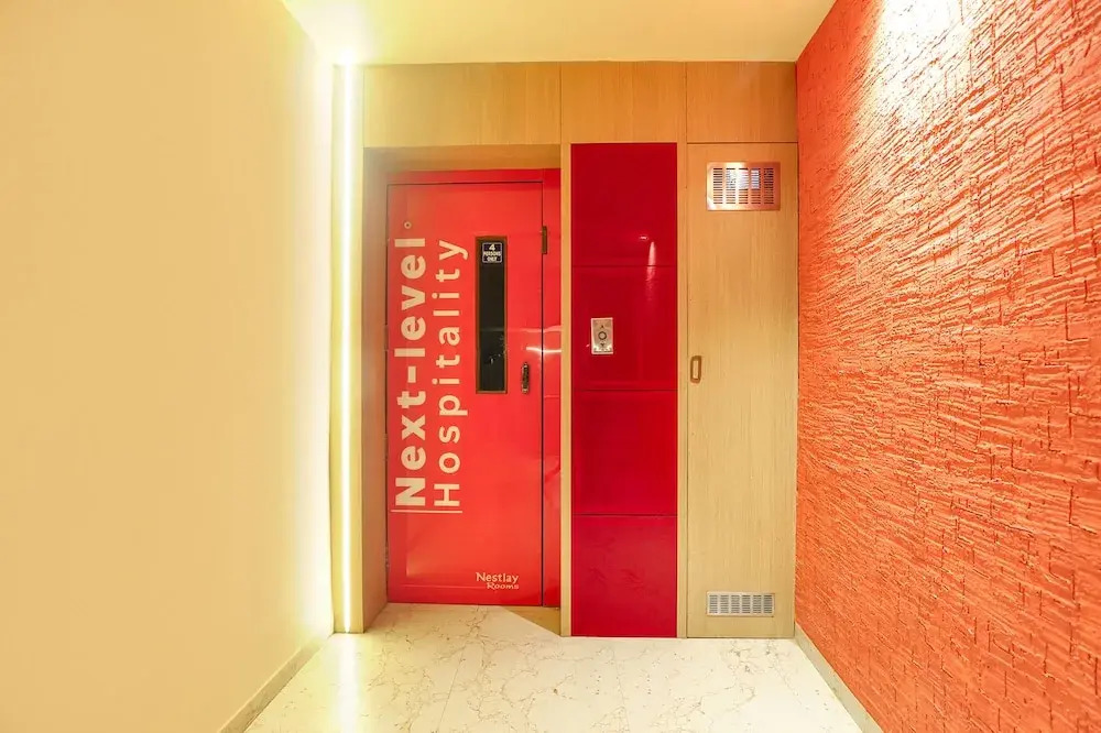 FabHotel Nestlay Rooms High Court