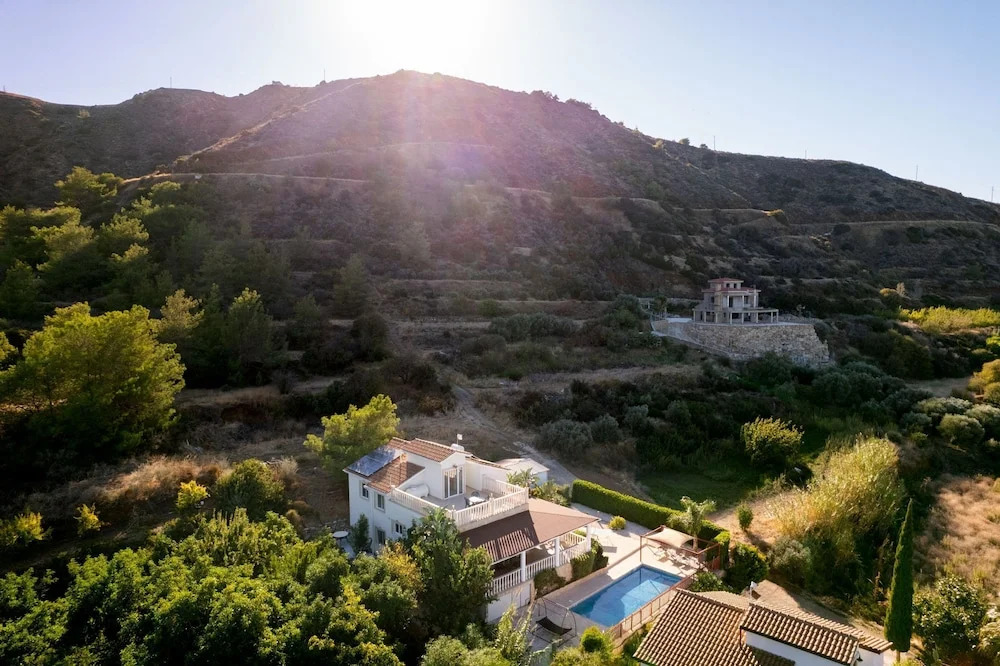 Pomos Harbour View Villa