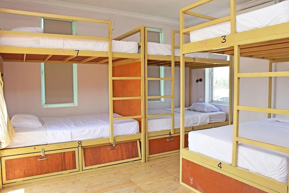 Mad Monkey Hostel Kampot
