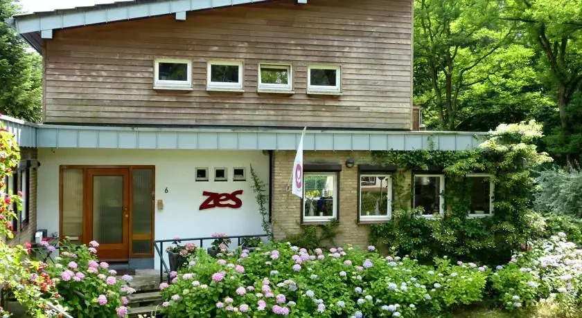 Bed&breakfast NummerZES