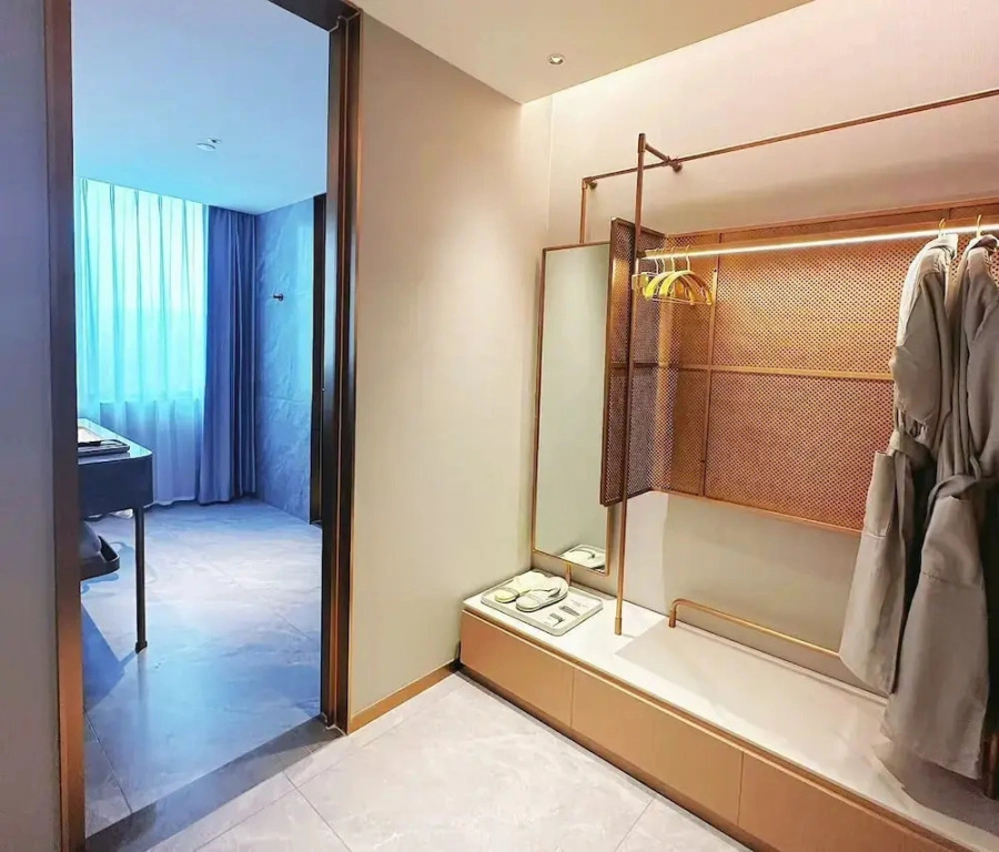 Echarm Plus Hotel
