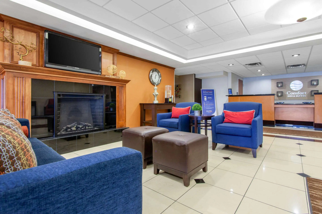 Comfort Inn & Suites Norman near University