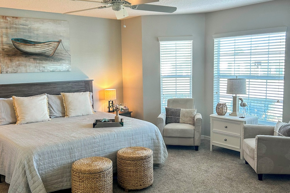 Private Lanai & Pool Access: Home in the Villages