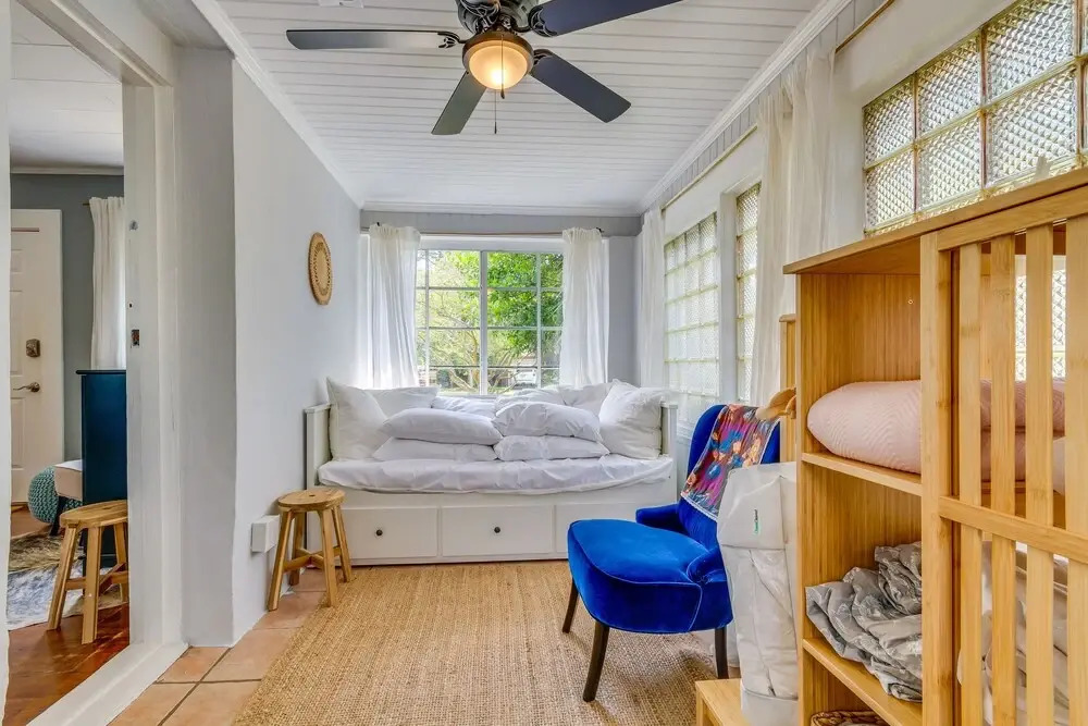 Deck & Grill: Downtown Pensacola Vacation Rental