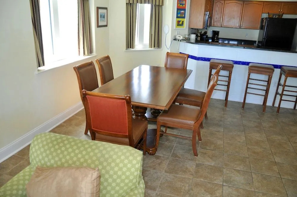 Atlantic Breeze 709 3 Br condo by RedAwning