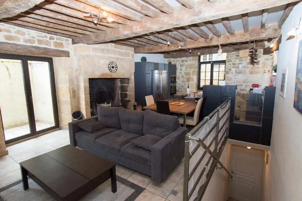 Sarlat, centre historique, La Mirande, appartement de style, 5 pers