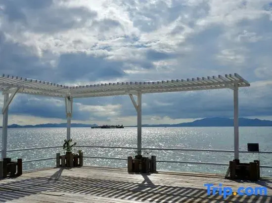 F.Lina Water Villa Resort，Semporna