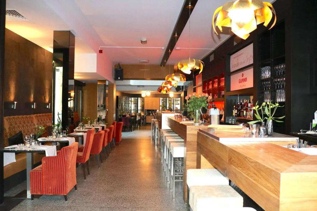 Hotel Vrythof - just a room - digital check-in, key by email or SMS