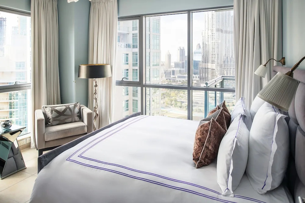 The Residences 8