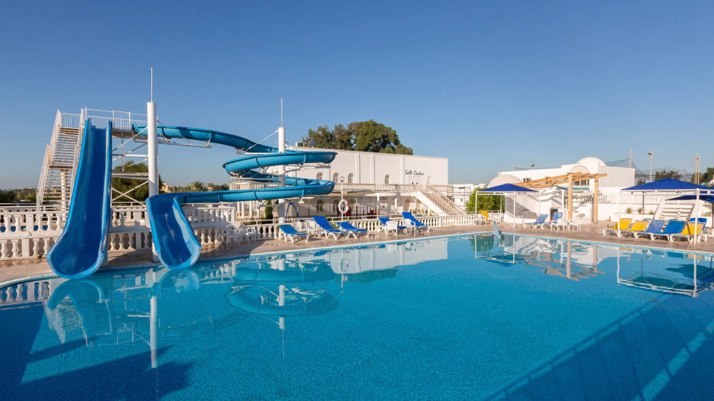 Hotel Samira Club - Caters to Couples