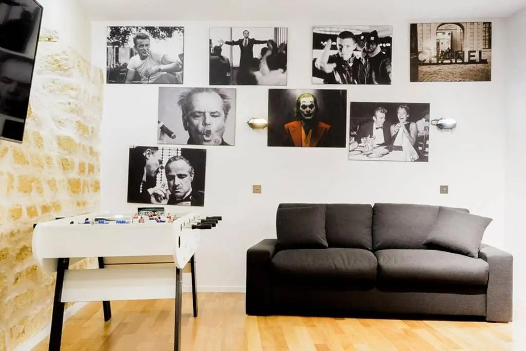 Amazing 10bed in the heart of le marais and suprises...