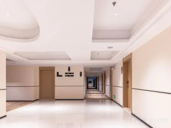 City Comfort Inn Hotel (Jiangmen Kaiping Shuikou Bus Station)