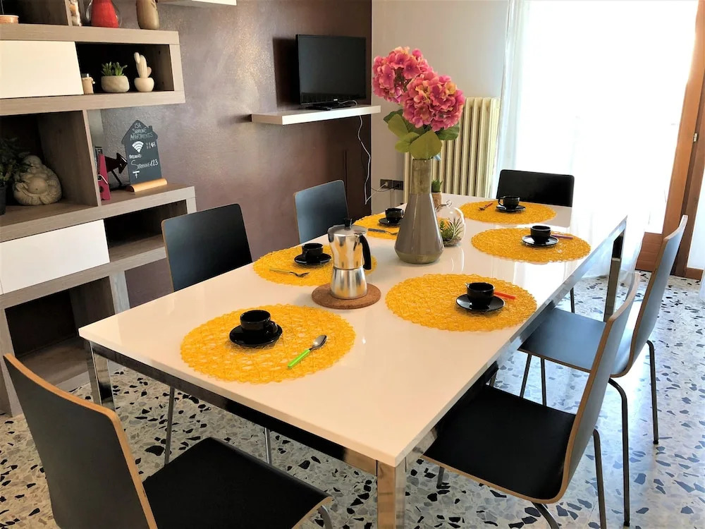 Isa Garden Apartments