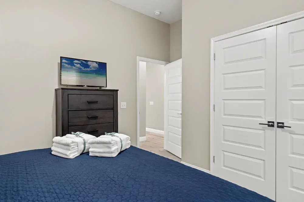 Spacious 4-bed, 3-bath Beach House Sleeps 12 for the Perfect Getaway