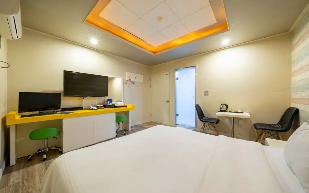 VANE HoTEL