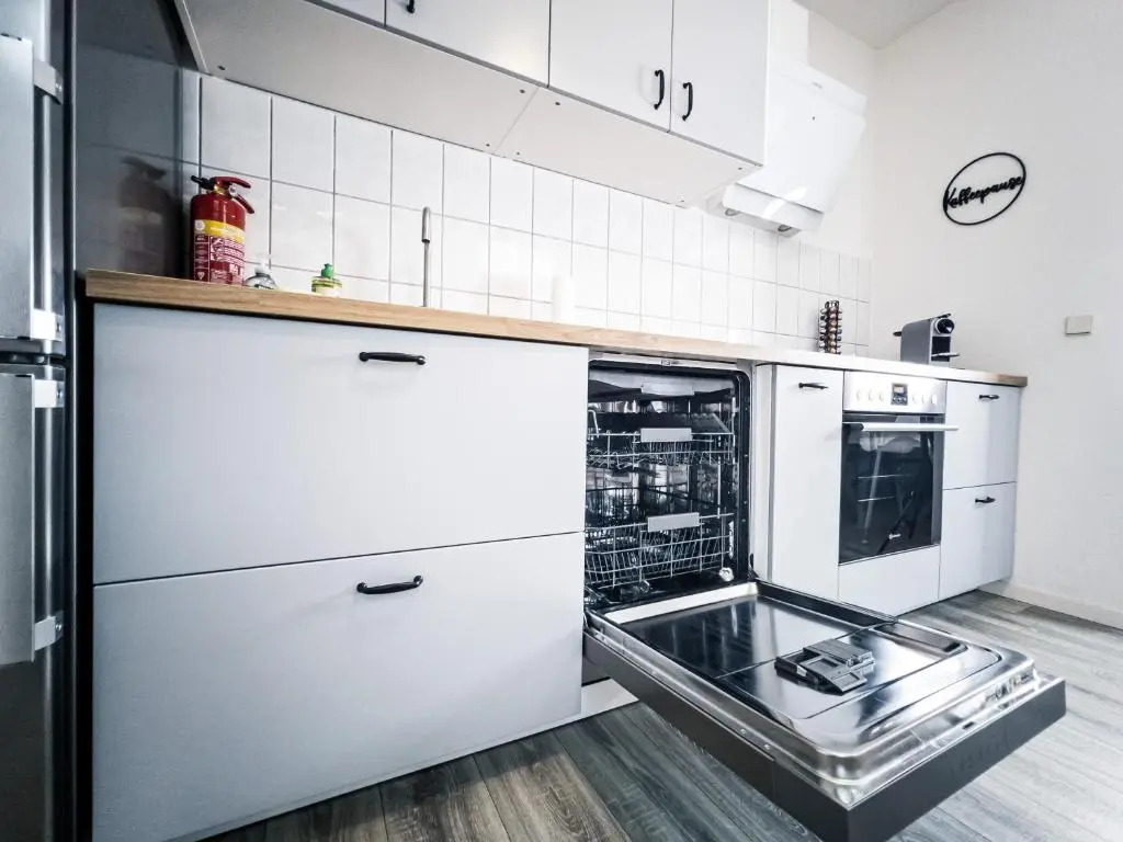 ⋙ Stilvolle Wohnung mit 2 Schlafzimmern & Balkon ⋘