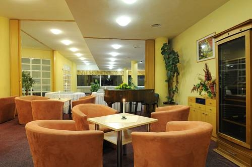 Hotel SOREA MÁJ