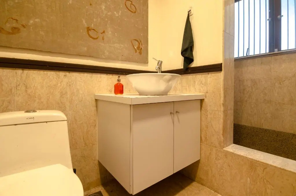 A Comfy & Cozy 2BR Home in Ukay Heights