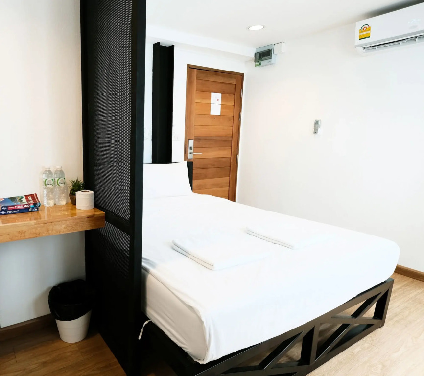 Wayha Hostel Don Mueang Airport