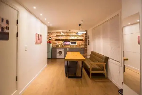 House Sarah In Dongdaemun Market 3