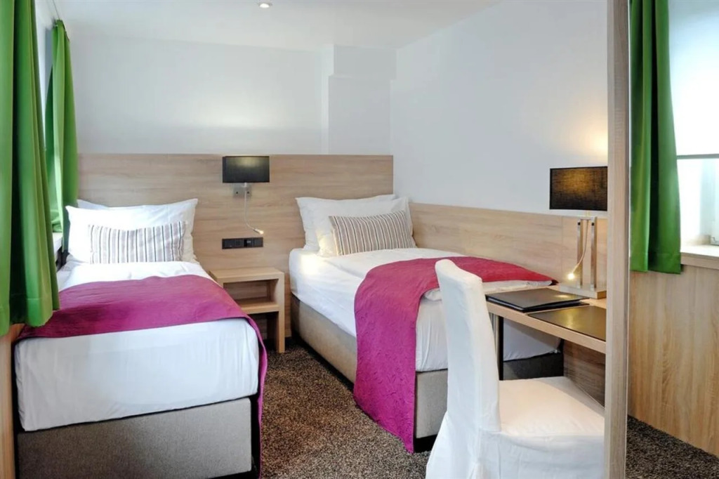 Hotel Allegro
