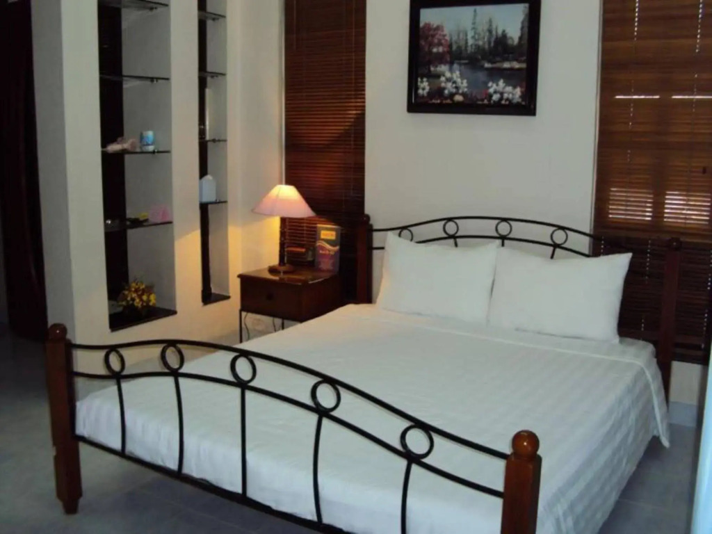 Huong Trinh Hotel